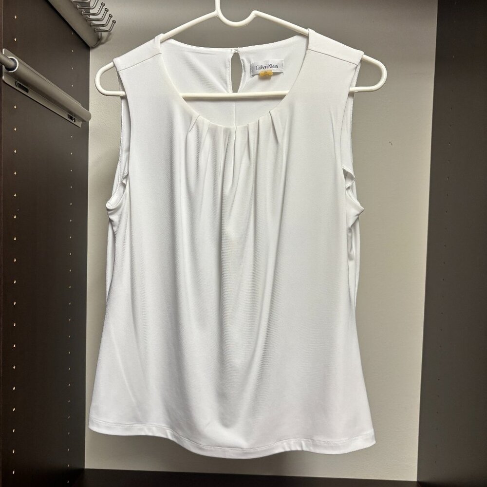 Calvin Klein White Pleated Neckline Tank Size Medium